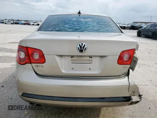 2006 Volkswagen Jetta 1.9L TDI z VIN 3VWDT71KX6M799810, wystawiony jako Copart lot #54946785 z przebiegiem 120 766 mil mil oraz Szkoda całkowita • Salvage title. Historia ofert i sprzedaży dostępna na DreamBid. Obrazek 6.