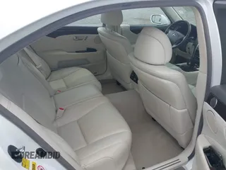 2007 Lexus LS 460 L with VIN JTHGL46F275003065, listed as a IAAI auction lot 42620085 with 238,634 mi miles and . Bid and sale history available at DreamBid. Image 8.