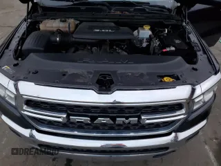 2021 Ram 1500 Big Horn z VIN 1C6RREFM9MN712074, wystawiony jako Copart lot #87685655 z przebiegiem 33 312 mil mil oraz Szkoda całkowita • Salvage title. Historia ofert i sprzedaży dostępna na DreamBid. Obrazek 11.