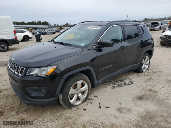 2019 Jeep Compass Latitude with VIN 3C4NJCBB2KT692402, listed as a Copart auction lot 88063985 with 84,918 mi miles and Salvage Title. Bid and sale history available at carsss.com. Image 1.
