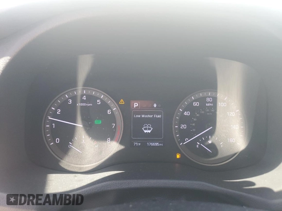 2018 Hyundai Tucson SEL z VIN KM8J33A43JU627313, wystawiony jako Copart lot #53834185 z przebiegiem 176 695 mil mil oraz Szkoda całkowita • Salvage title. Historia ofert i sprzedaży dostępna na DreamBid. Obrazek 9.