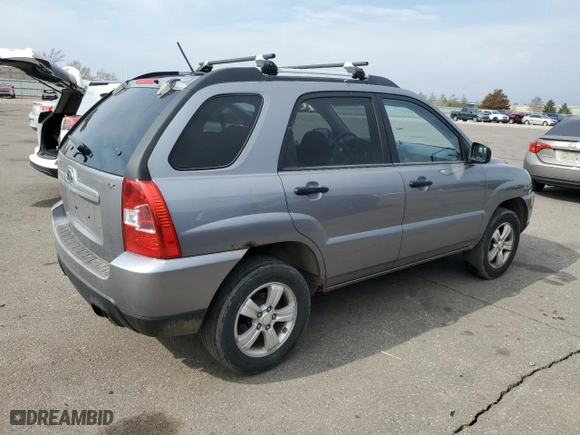 2009 Kia Sportage LX with VIN KNDJF724497604411, listed as a Copart auction lot 50833995 with 151,480 mi miles and Clean Title. Bid and sale history available at carsss.com. Image 3.