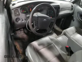 2007 Ford Ranger XL z VIN 1FTYR10U07PA72741, wystawiony jako Copart lot #52463565 z przebiegiem 93 068 mil mil oraz Czysty tytuł • Clean title. Historia ofert i sprzedaży dostępna na DreamBid. Obrazek 8.