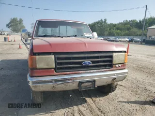 1987 Ford F-250 with VIN 1FTHF26H0HKA57454, listed as a Copart auction lot 68292944 with 3,452 mi miles and Clean Title. Bid and sale history available at carsss.com. Image 5.
