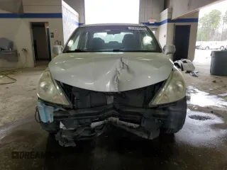 2008 Nissan Versa 1.8 S with VIN 3N1BC11E08L401145, listed as a Copart auction lot 51875515 with 152,197 mi miles and Salvage Title. Bid and sale history available at carsss.com. Image 5.