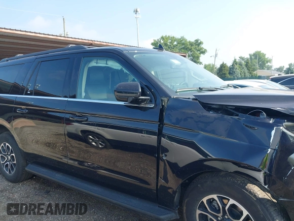 2024 Ford Expedition Max XLT с VIN 1FMJK1J82REA10050, выставлен на аукционе IAAI как лот 42698350 с пробегом 47 383 миль миль и . История ставок и продаж доступна на DreamBid. Изображение 13.