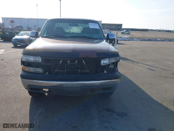 2001 Chevrolet Silverado 1500 LS with VIN 2GCEK19T911350347, listed as a IAAI auction lot 41278449 with 185,027 mi miles. Bid and sale history available at carsss.com. Image 6.