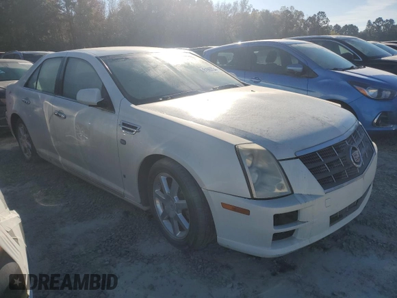 2008 Cadillac STS RWD z VIN 1G6DZ67A280195039, wystawiony jako Copart lot #81965734 z przebiegiem 133 334 mil mil oraz Szkoda całkowita • Salvage title. Historia ofert i sprzedaży dostępna na DreamBid. Obrazek 4.