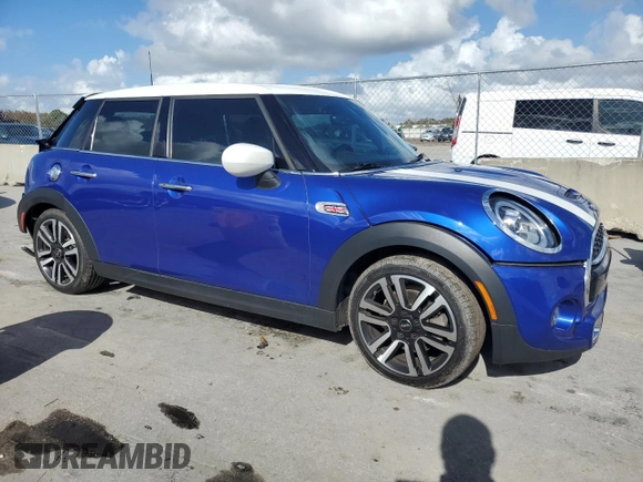 2020 MINI Hardtop 4 Door Cooper S z VIN WMWXU9C06L2L49091, wystawiony jako Copart lot #84885264 z przebiegiem 70 542 mil mil oraz Szkoda całkowita • Salvage title. Historia ofert i sprzedaży dostępna na DreamBid. Obrazek 4.