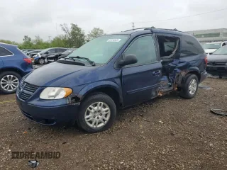 2005 Dodge Caravan SE z VIN 2D4GP24RX5R305908, wystawiony jako Copart lot #57878325 z przebiegiem 219 863 mil mil oraz Szkoda całkowita • Salvage title. Historia ofert i sprzedaży dostępna na DreamBid. Obrazek 1.