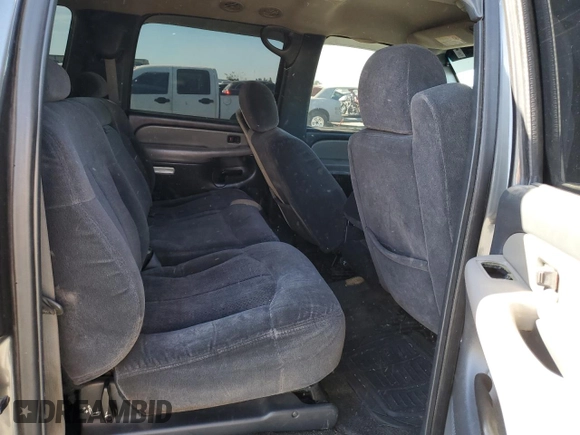 2002 Chevrolet Suburban LT with VIN 3GNEC16T62G229826, listed as a Copart auction lot 76776004 with 285,702 mi miles and Salvage Title. Bid and sale history available at carsss.com. Image 11.