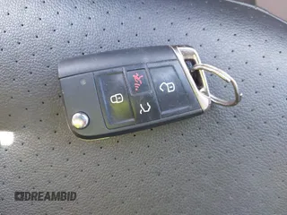 2018 Volkswagen Tiguan SEL с VIN 3VV2B7AX7JM138559, выставлен на аукционе IAAI как лот 42564565 с пробегом 74 602 миль миль и . История ставок и продаж доступна на DreamBid. Изображение 11.