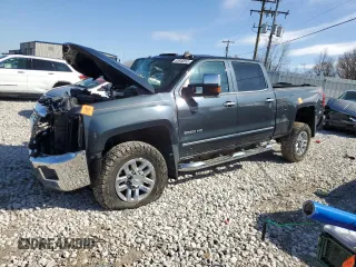 2019 Chevrolet Silverado 3500HD LTZ z VIN 1GC4KXCY4KF199057, wystawiony jako Copart lot #50540855 z przebiegiem Nie podano mil oraz Czysty tytuł • Clean title. Historia ofert i sprzedaży dostępna na DreamBid. Obrazek 1.
