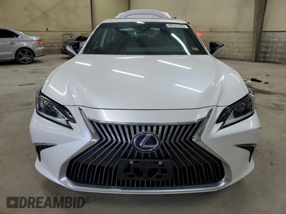 2021 Lexus ES with VIN 58ADA1C14MU011370, listed as a Copart auction lot 44731125 with 47,681 mi miles and Salvage Title. Bid and sale history available at carsss.com. Image 5.