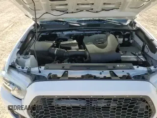 2017 Toyota Tacoma SR5 with VIN 3TMAZ5CN3HM045229, listed as a Copart auction lot 68516645 with 103,131 mi miles and Salvage title. Bid and sale history available at DreamBid. Image 16.