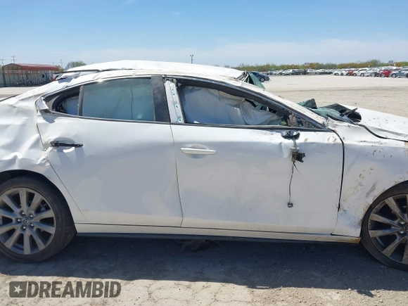 2021 Mazda 3 Select with VIN JM1BPABL0M1333705, listed as a IAAI auction lot 41819213 with 82,977 mi miles and . Bid and sale history available at DreamBid. Image 12.