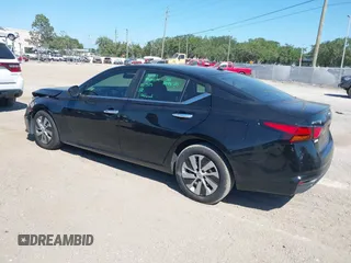 2020 Nissan Altima S z VIN 1N4BL4BV6LC184384, wystawiony jako IAAI lot #42312170 z przebiegiem 85 979 mil mil oraz . Historia ofert i sprzedaży dostępna na DreamBid. Obrazek 3.