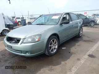 2005 Nissan Altima 2.5 S with VIN 1N4AL11D55N925151, listed as a IAAI auction lot 41851782 with 138,998 mi miles. Bid and sale history available at carsss.com. Image 2.