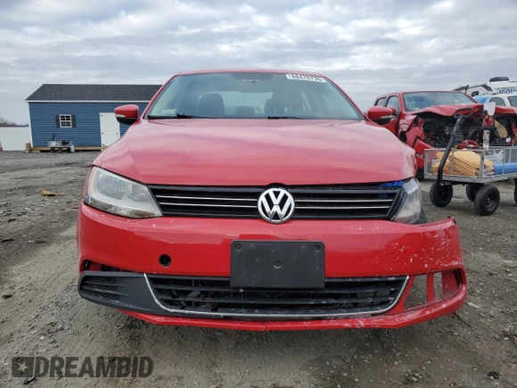 2013 Volkswagen Jetta Sedan SE with VIN 3VWDP7AJ3DM215465, listed as a Copart auction lot 88479735 with 135,838 mi miles and Non Repairable. Bid and sale history available at carsss.com. Image 5.