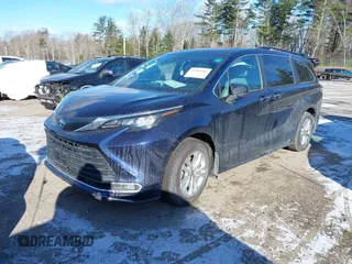 2024 Toyota Sienna XLE z VIN 5TDJSKFC5RS115490, wystawiony jako IAAI lot #41984801 z przebiegiem Nie podano mil oraz . Historia ofert i sprzedaży dostępna na DreamBid. Obrazek 2.
