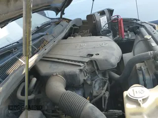 2008 Toyota Tundra с VIN 5TFRU54108X016164, выставлен на аукционе IAAI как лот 42933006 с пробегом 291 800 миль миль и . История ставок и продаж доступна на DreamBid. Изображение 19.