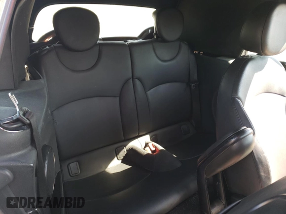 2013 MINI Convertible S с VIN WMWZP3C50DT297607, выставлен на аукционе Copart как лот 50459635 с пробегом 171 004 миль миль и Чистый • Clean title. История ставок и продаж доступна на DreamBid. Изображение 10.