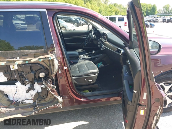 2020 Kia Telluride EX with VIN 5XYP3DHC9LG003327, listed as a IAAI auction lot 42387615 with 87,858 mi miles and . Bid and sale history available at DreamBid. Image 5.