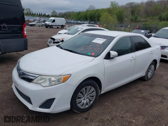 2012 Toyota Camry L z VIN 4T1BF1FKXCU525596, wystawiony jako IAAI lot #42076132 z przebiegiem 197 164 mil mil oraz . Historia ofert i sprzedaży dostępna na DreamBid. Obrazek 17.