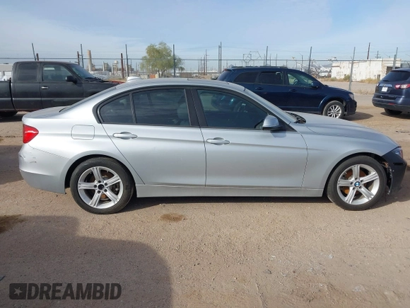 2015 BMW 3 Series 328i with VIN WBA3A5C58FF610035, listed as a IAAI auction lot 40986949 with 73,083 mi miles. Bid and sale history available at carsss.com. Image 13.