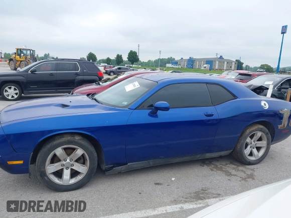 2012 Dodge Challenger SXT Plus z VIN 2C3CDYAG9CH239160, wystawiony jako IAAI lot #42198261 z przebiegiem 116 546 mil mil oraz . Historia ofert i sprzedaży dostępna na DreamBid. Obrazek 14.