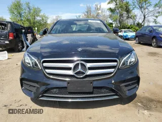 2019 Mercedes-Benz E-Class E 300 with VIN WDDZF4KB8KA606628, listed as a Copart auction lot 53995865 with 124,116 mi miles and Clean Title. Bid and sale history available at carsss.com. Image 5.