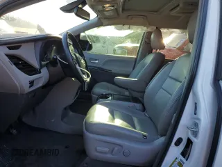 2018 Toyota Sienna XLE Auto Access Seat with VIN 5TDYZ3DC1JS959663, listed as a Copart auction lot 46196785 with 94,459 mi miles and Salvage Title. Bid and sale history available at carsss.com. Image 7.