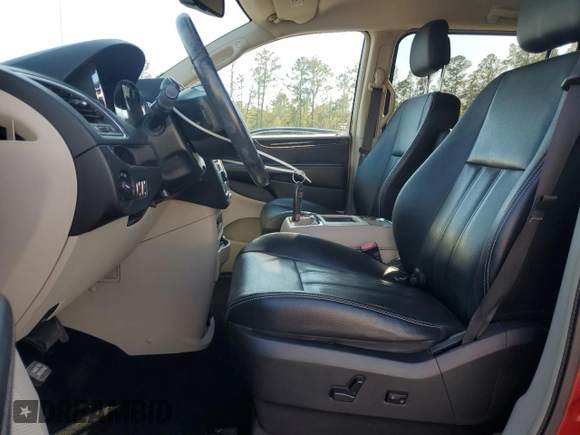 2014 Chrysler Town & Country Touring with VIN 2C4RC1BG3ER446557, listed as a Copart auction lot 50443995 with 188,312 mi miles and Salvage Title. Bid and sale history available at carsss.com. Image 7.