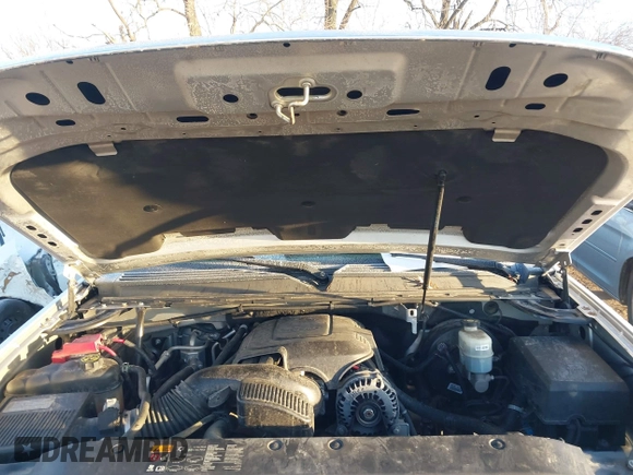 2014 GMC Yukon SLT with VIN 1GKS2CE00ER225071, listed as a IAAI auction lot 41581341 with 113,212 mi miles. Bid and sale history available at carsss.com. Image 10.