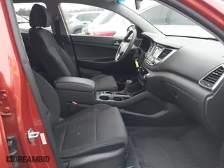 2016 Hyundai Tucson SE with VIN KM8J33A40GU141521, listed as a IAAI auction lot 41426770 with 80,506 mi miles. Bid and sale history available at carsss.com. Image 5.