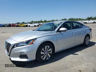 2020 Nissan Altima S z VIN 1N4BL4BV5LC180147, wystawiony jako Copart lot #56064575 z przebiegiem 64 555 mil mil oraz Szkoda całkowita • Salvage title. Historia ofert i sprzedaży dostępna na DreamBid. Obrazek 1.