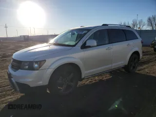 2018 Dodge Journey Crossroad with VIN 3C4PDDGG0JT265759, listed as a Copart auction lot 46320145 with 106,456 mi miles and Salvage Title. Bid and sale history available at carsss.com. Image 1.