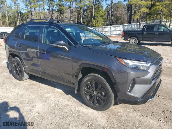 2024 Toyota RAV4 Hybrid XSE with VIN 2T3E6RFV9RW050092, listed as a Copart auction lot 47068975 with 73,474 mi miles and Salvage Title. Bid and sale history available at carsss.com. Image 4.
