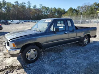 1993 Toyota Pickup DLX with VIN JT4RN93P7P5080335, listed as a Copart auction lot 84757234 with 162,290 mi miles and Salvage Title. Bid and sale history available at DreamBid. Image 1.