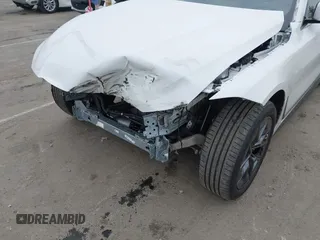 2023 BMW i4 eDrive35 z VIN WBY43AW04PFP70309, wystawiony jako IAAI lot #41745911 z przebiegiem 15 453 mil mil oraz . Historia ofert i sprzedaży dostępna na DreamBid. Obrazek 6.