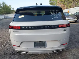 2023 Land Rover Range Rover Sport SE Dynamic with VIN SAL1L9FU4PA140673, listed as a IAAI auction lot 39552637 with 12,557 mi miles. Bid and sale history available at carsss.com. Image 16.