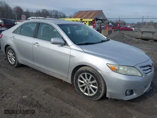 2011 Toyota Camry LE with VIN 4T1BF3EK5BU591369, listed as a IAAI auction lot 42021720 with 187,547 mi miles. Bid and sale history available at carsss.com. Image 1.