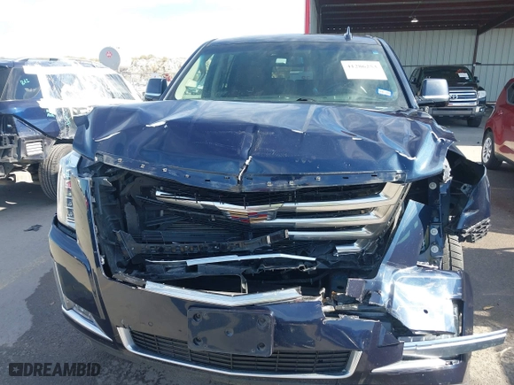 2018 Cadillac Escalade Luxury with VIN 1GYS3BKJ7JR132567, listed as a IAAI auction lot 41286253 with 84,915 mi miles. Bid and sale history available at carsss.com. Image 6.