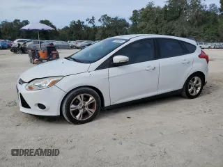 2014 Ford Focus SE with VIN 1FADP3K25EL224700, listed as a Copart auction lot 81809534 with 114,136 mi miles and Clean Title. Bid and sale history available at carsss.com. Image 1.