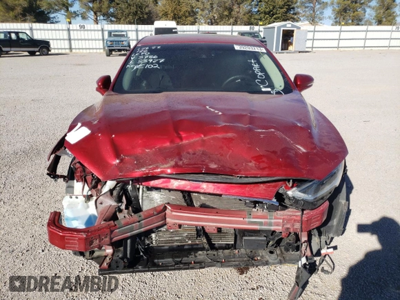 2019 Ford Fusion Hybrid Titanium with VIN 3FA6P0RU6KR273786, listed as a Copart auction lot 39203213 with 39,615 mi miles. Bid and sale history available at carsss.com. Image 5.