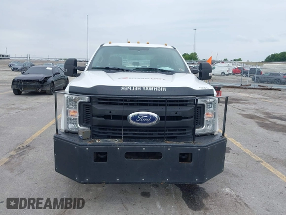 2019 Ford F-250 XL with VIN 1FT7W2B63KED86395, listed as a IAAI auction lot 42357685 with 427,328 mi miles and . Bid and sale history available at DreamBid. Image 12.