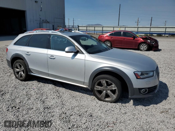 2014 Audi allroad A4 Premium Plus z VIN WA1UFAFL5EA062982, wystawiony jako Copart lot #56061455 z przebiegiem 82 112 mil mil oraz Szkoda całkowita • Salvage title. Historia ofert i sprzedaży dostępna na DreamBid. Obrazek 4.