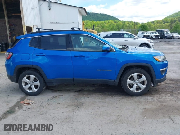 2018 Jeep Compass Altitude z VIN 3C4NJDBB0JT142314, wystawiony jako IAAI lot #42208895 z przebiegiem 119 459 mil mil oraz . Historia ofert i sprzedaży dostępna na DreamBid. Obrazek 13.