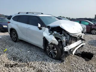 2023 Toyota Highlander L with VIN 5TDKDRBH4PS038715, listed as a Copart auction lot 63802584 with 19,435 mi miles and Salvage title. Bid and sale history available at DreamBid. Image 4.