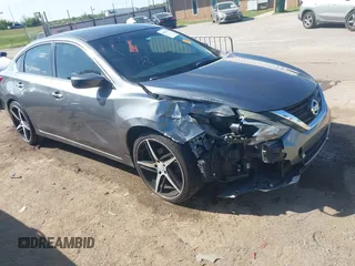2016 Nissan Altima SL with VIN 1N4AL3AP0GC249504, listed as a IAAI auction lot 42092720 with 158,079 mi miles and . Bid and sale history available at carsss.com. Image 1.